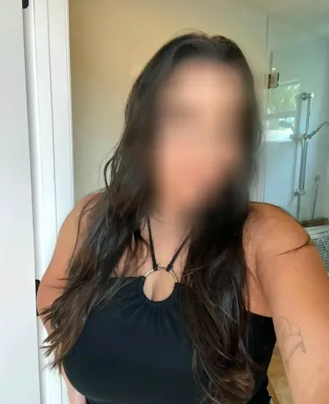 Bianca, 36