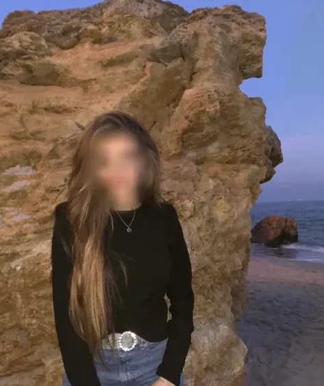 Hanna, 34