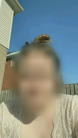 Lynn, 37