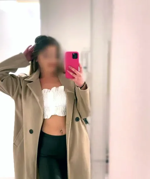 Norah, 19