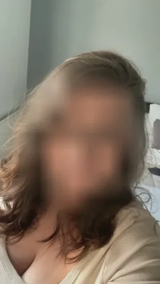 Sandra, 36